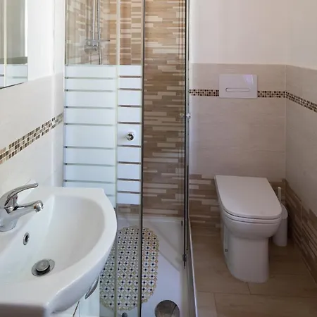 Agrustos Appartement *