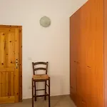 Agrustos شقة