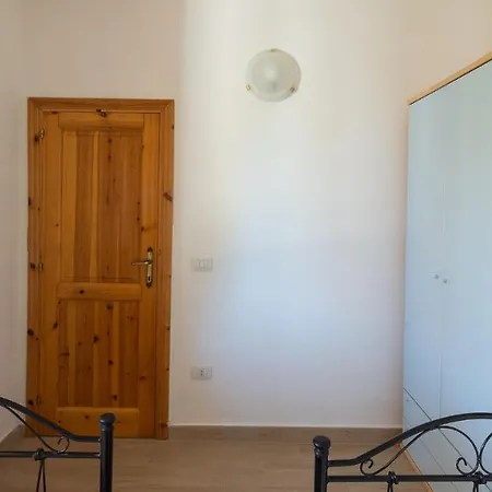 Agrustos Apartament Budoni